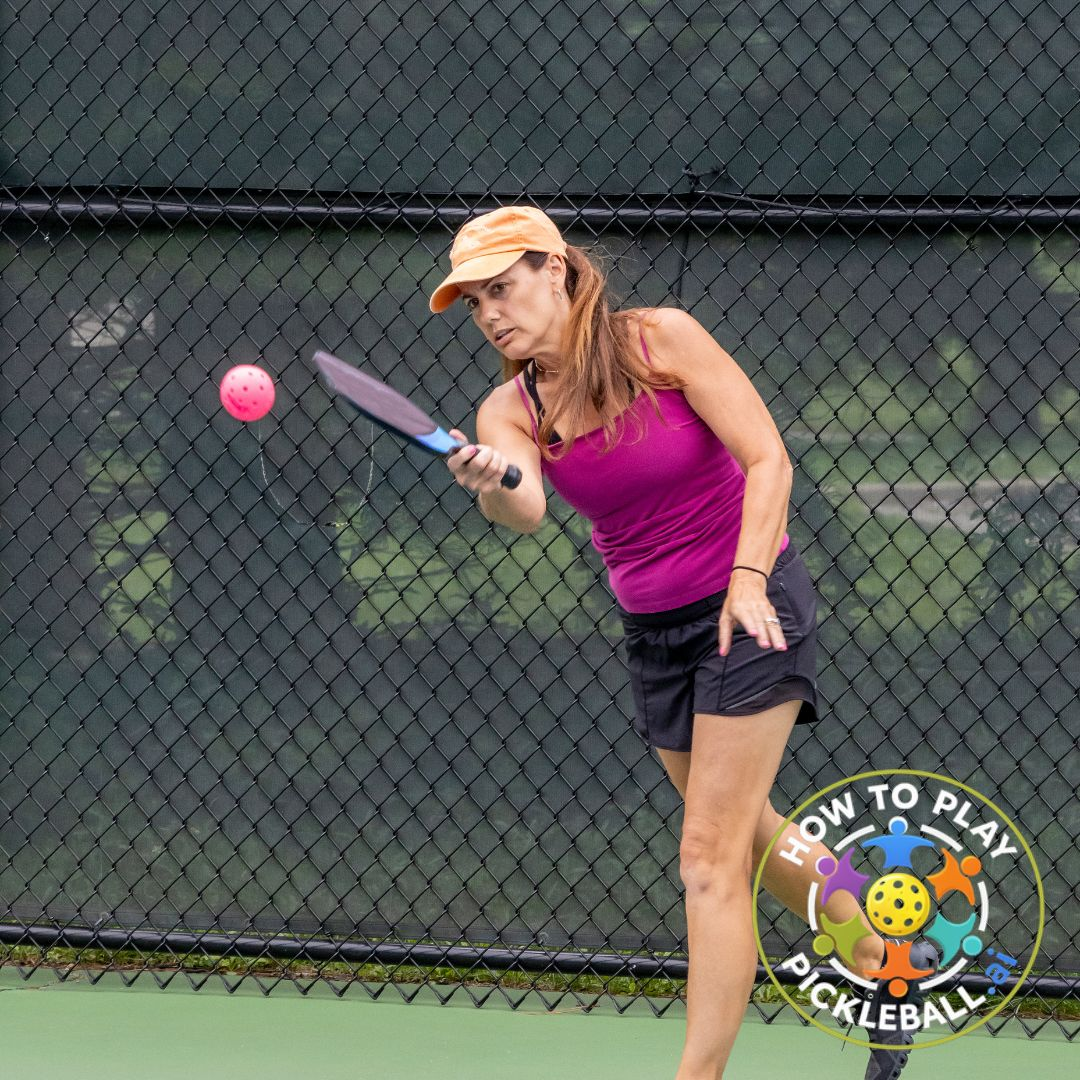 pickleball-player-forehand-volley-outdoor